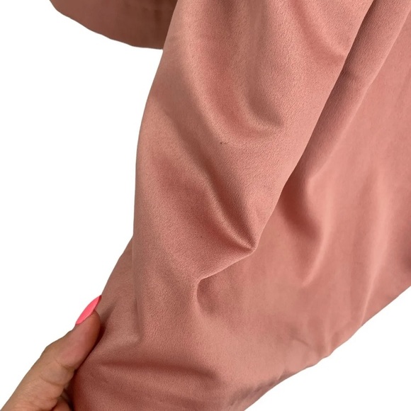 House of CB Mena: pink champagne satin off the shoulder dress - Picture 6 of 8